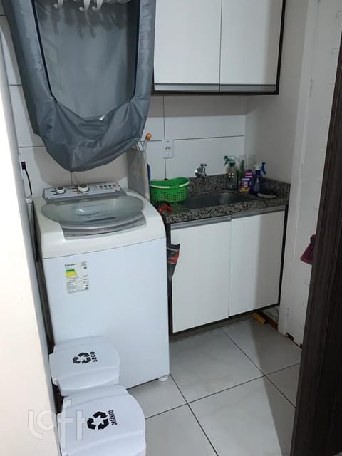 Image 9 - 255442